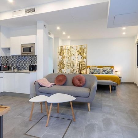 Nine O'Clock Castellar By Valcambre Apartment Севиля Екстериор снимка