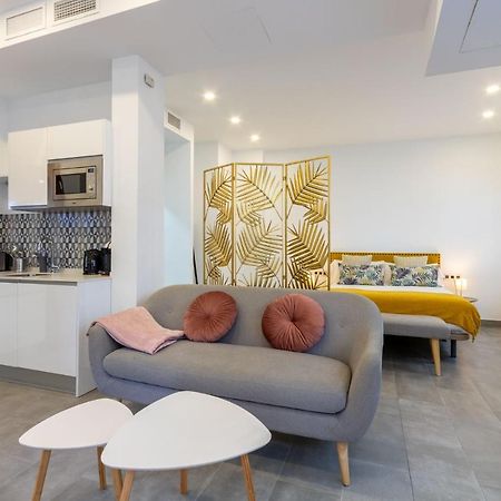 Nine O'Clock Castellar By Valcambre Apartment Севиля Екстериор снимка