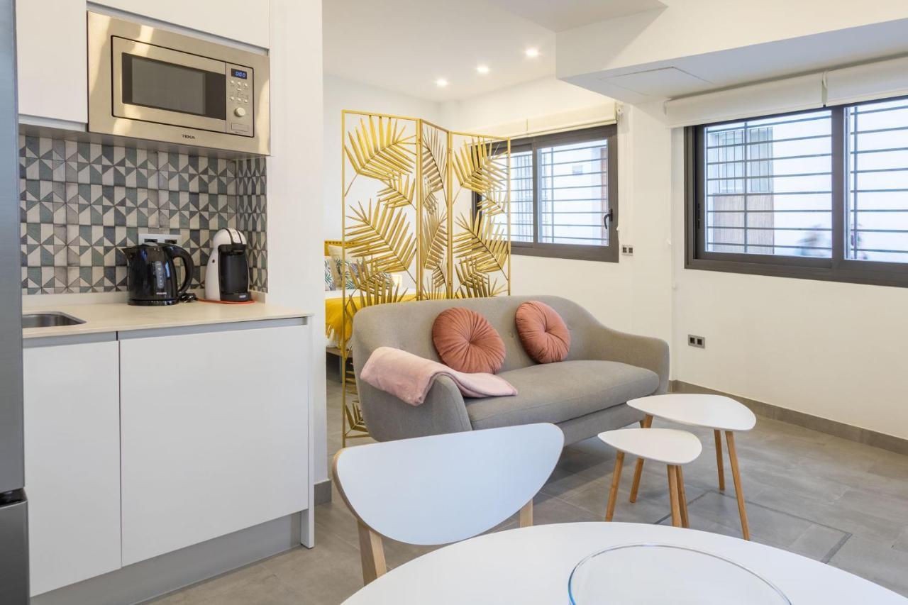 Nine O'Clock Castellar By Valcambre Apartment Севиля Екстериор снимка
